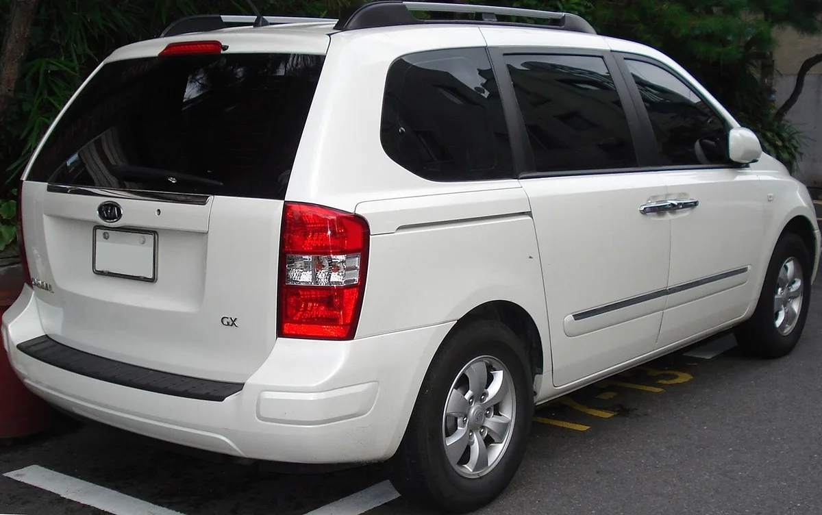 Kia Carnival (VQ)