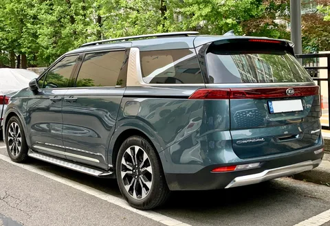 Kia Carnival (KA4) — 5