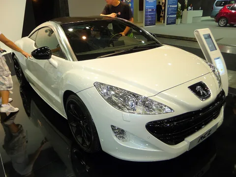 Peugeot RCZ — 7