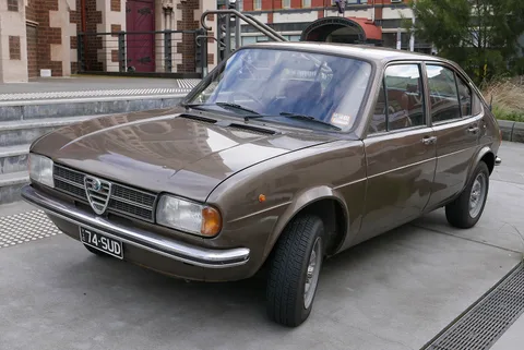 Alfa Romeo Alfasud — 6