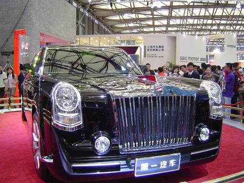 Hongqi HQE