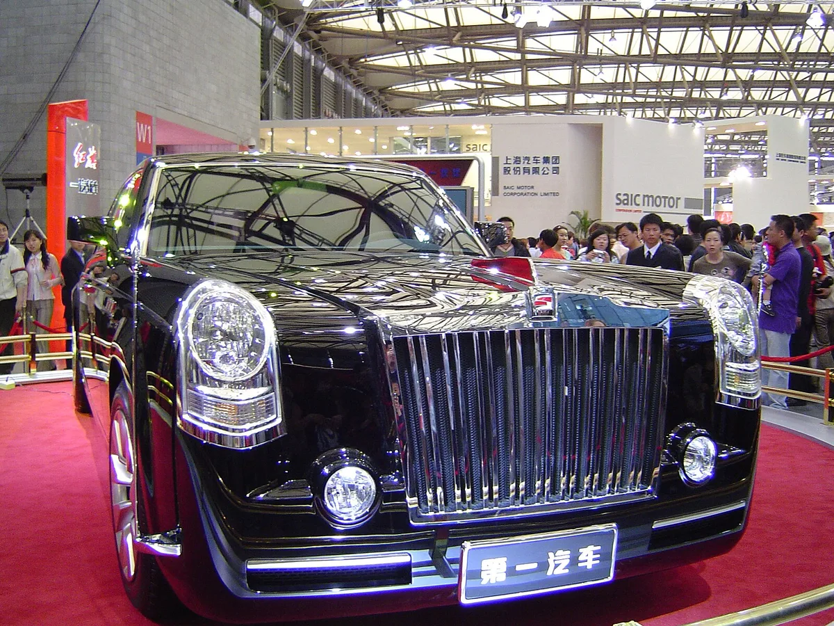 Hongqi HQE