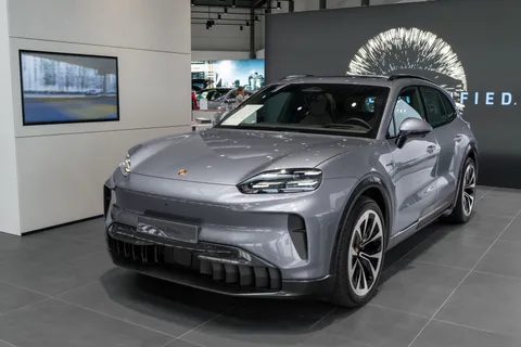 Porsche Cayenne Electric