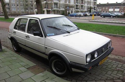 Volkswagen Golf Mk2 — 6