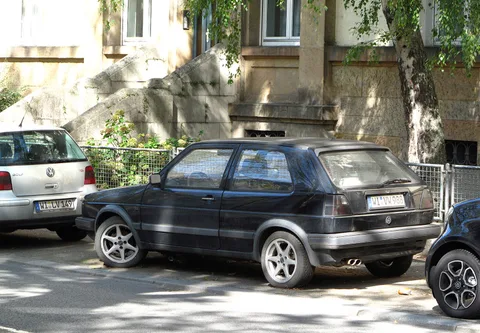 Volkswagen Golf Mk2 — 8
