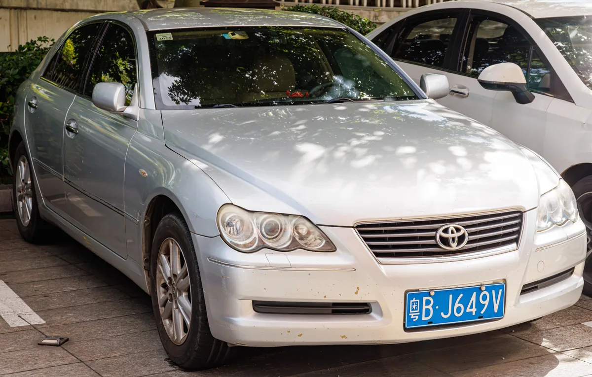 Toyota Reiz (X120)