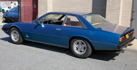 Ferrari 365 GT4 2+2 — 2
