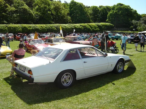 Ferrari 365 GT4 2+2 — 7