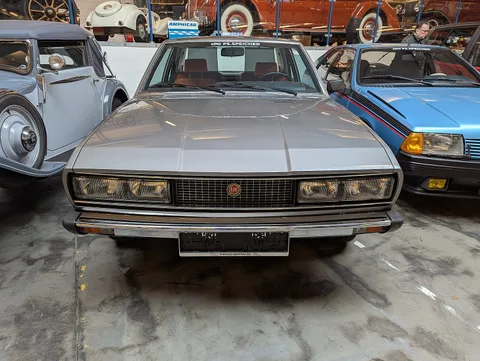 Fiat 130 — 3