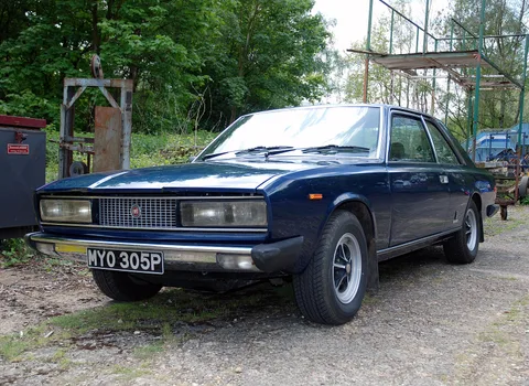 Fiat 130 Coupé — 4