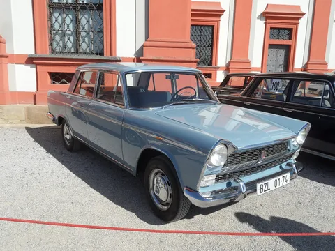 Fiat 1800/2100 — 4