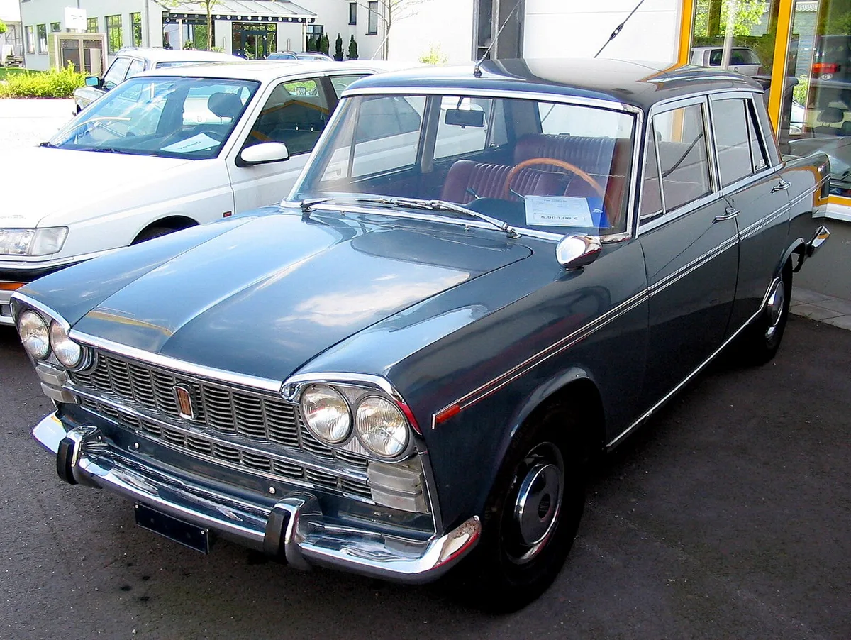 Fiat 2300