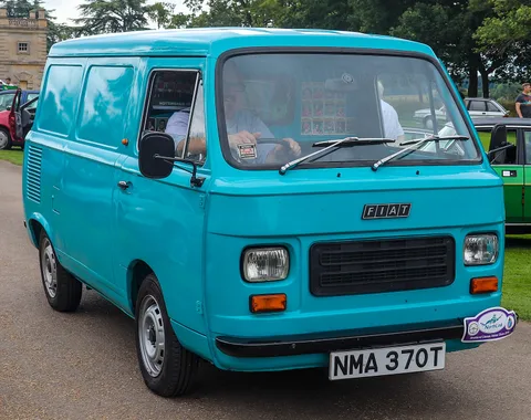 Fiat 900 — 2