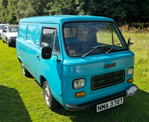 Fiat 900 — 4