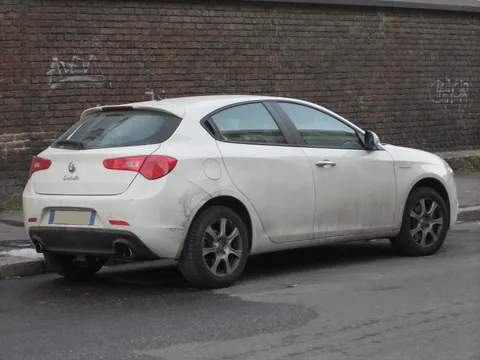 Alfa Romeo Giulietta — 4