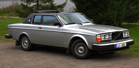 Volvo 262C — 3
