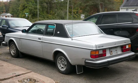 Volvo 262C — 7