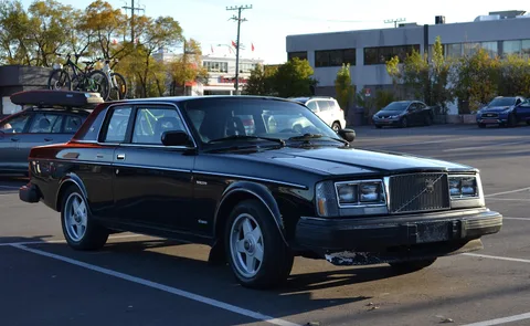 Volvo 262C — 8
