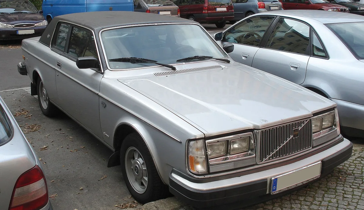 Volvo 262C