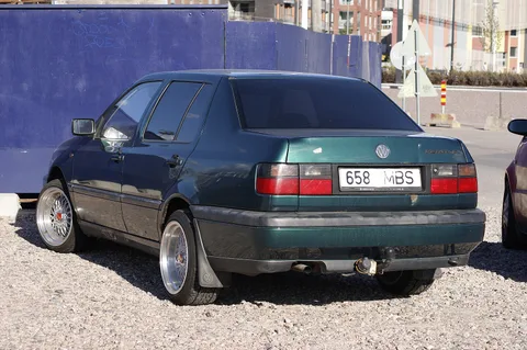 Volkswagen Vento — 4