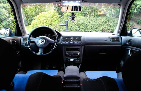 Volkswagen Golf Mk4 — 2
