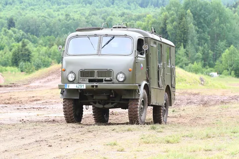 Tatra 805 — 3