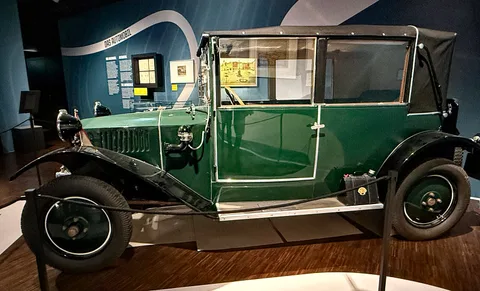 Tatra 11