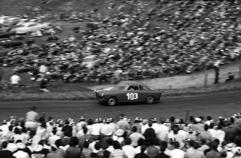 Alfa Romeo Giulietta Type 750/101 — 3