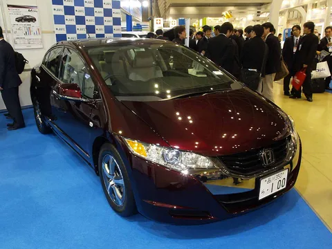 Honda FCX Clarity — 2