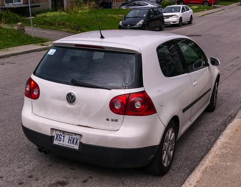 Volkswagen Golf Mk5 — 4