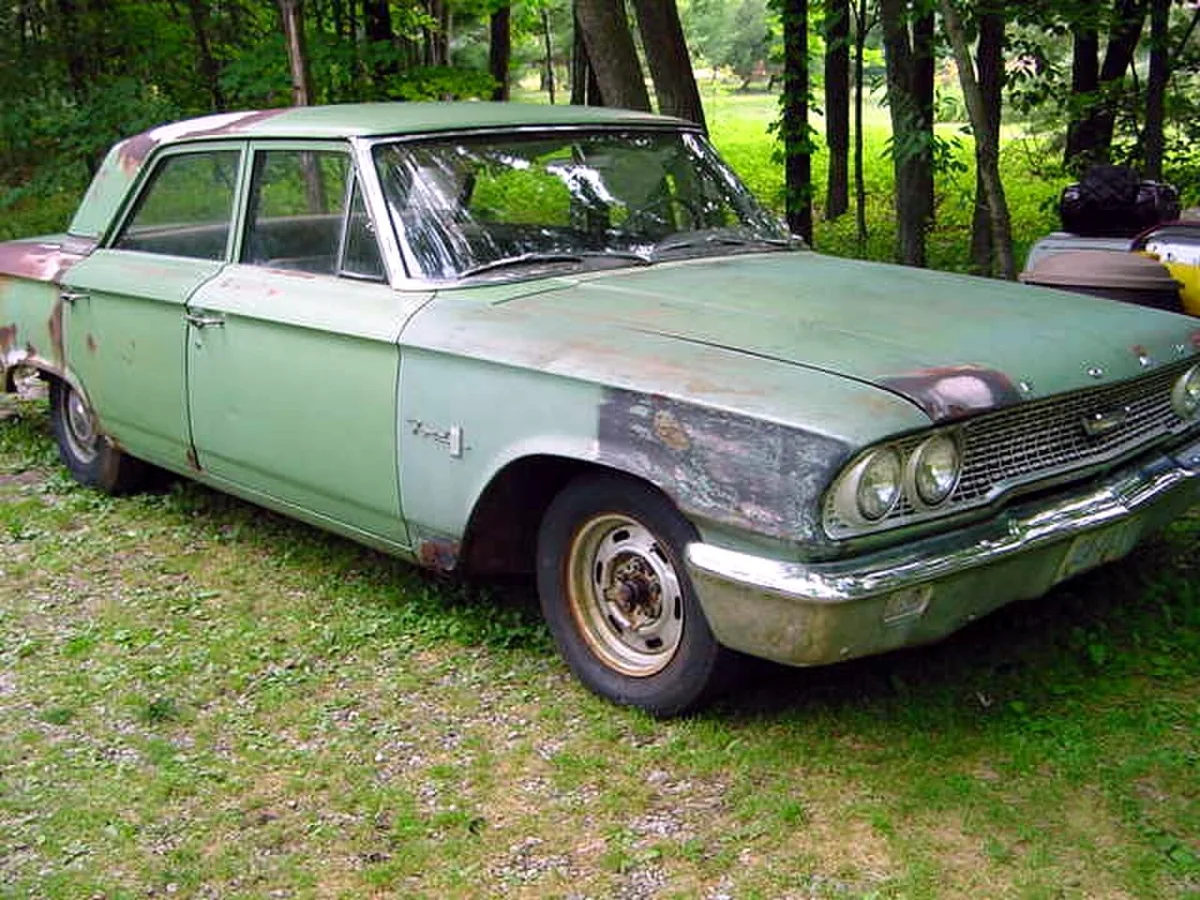 Ford 300