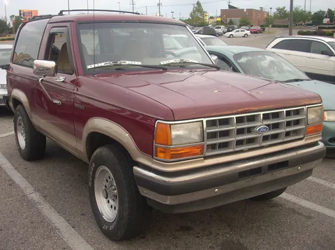 Ford Bronco II — 3