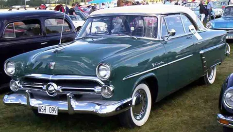 1952 Ford