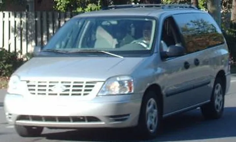 Ford Freestar — 3