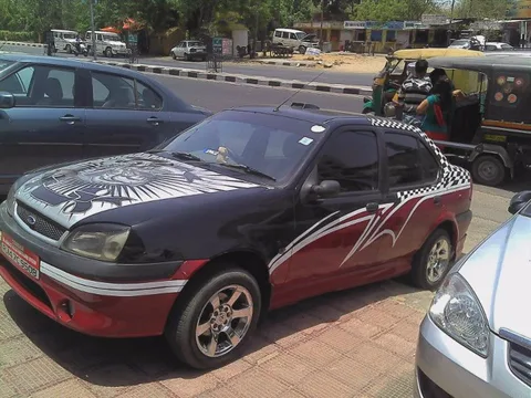 Ford Ikon — 8