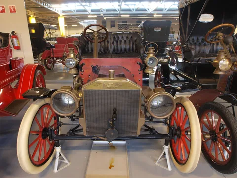 Ford Model R — 8