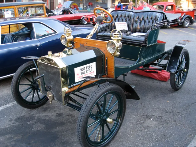 Ford Model R