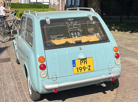 Nissan Pao — 6