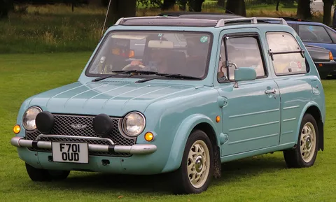 Nissan Pao — 7