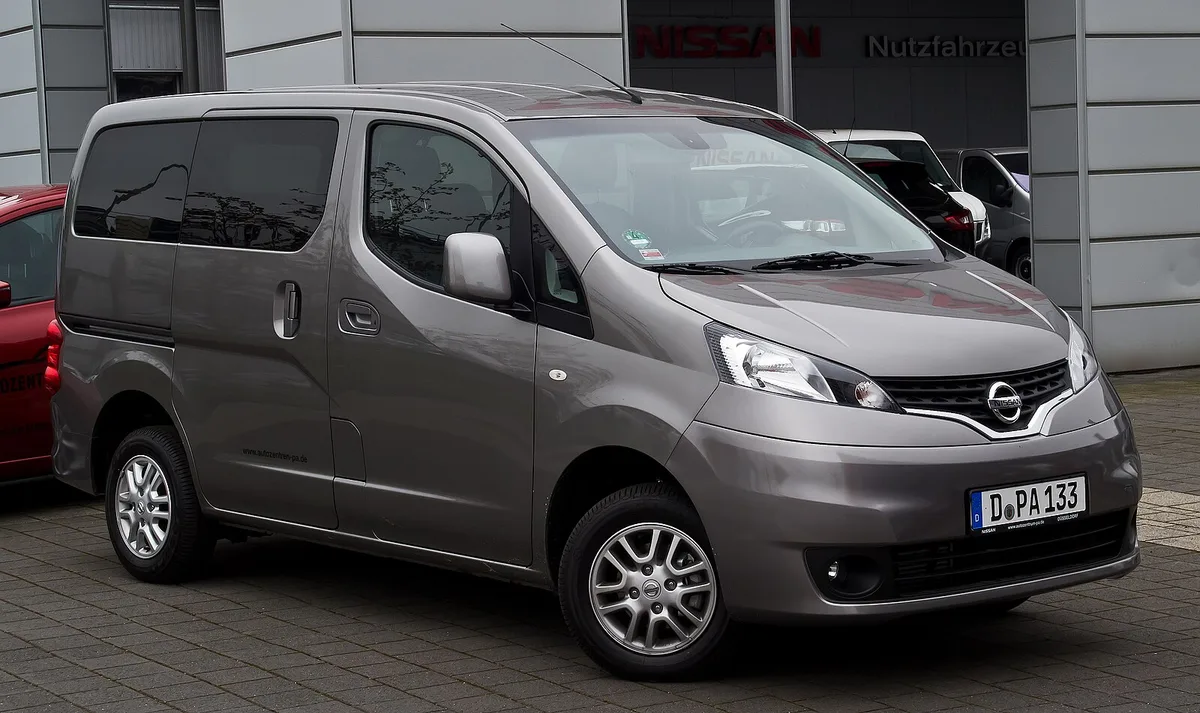 Nissan Evalia