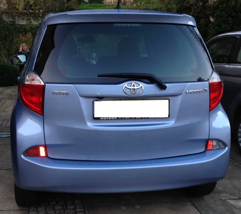 Toyota Verso-S — 2