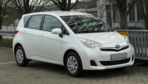 Toyota Verso-S — 8
