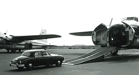 Jaguar Mark 1 — 4
