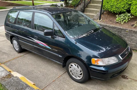 Isuzu Oasis — 2