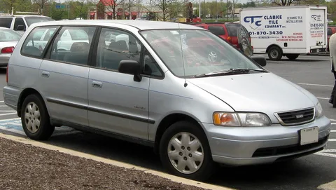 Isuzu Oasis — 4