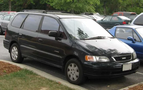 Isuzu Oasis — 5