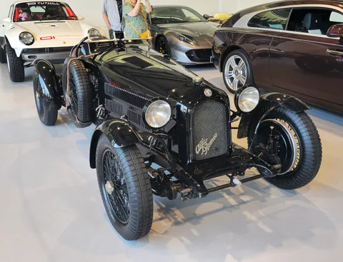 Alfa Romeo 8C — 8