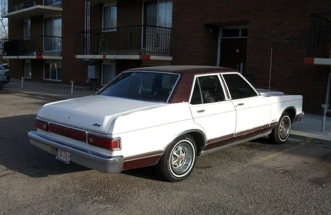 Mercury Monarch — 4