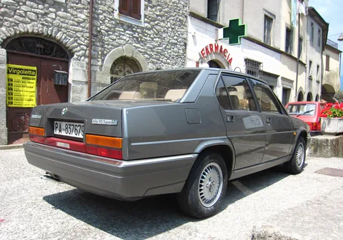 Alfa Romeo 90 — 5