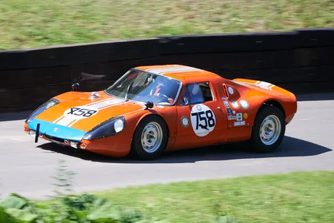Porsche 904 — 2